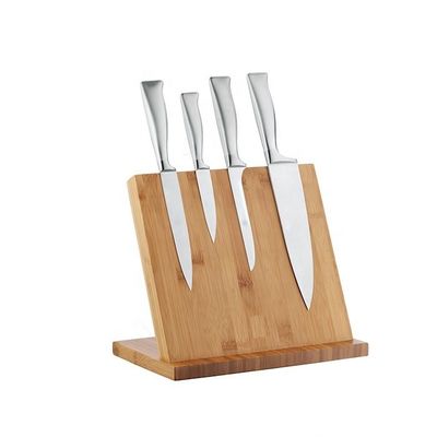 Migliora l'organizzazione della tua cucina con il nostro portacoltelli in legno magnetico su misura
