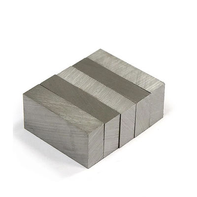 ISO14004 2004 Magnetismo permanente certificato Magneti a 5 barre AlNiCo con direzione assiale