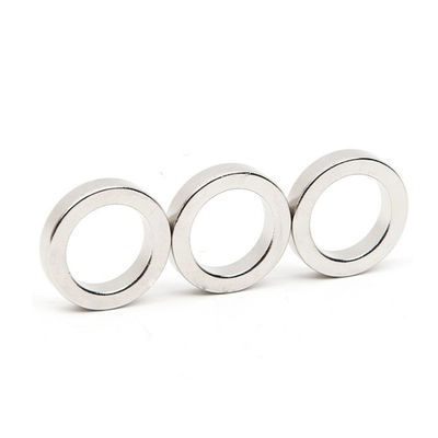 Magneti elettrici a forma d'anello a Neodimio N42 permanente rivestiti in argento per uso industriale