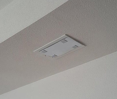 0Spessore.5-1 mm Copertura di scarico magnetica ad alta resistenza con rivestimento in PVC bianco