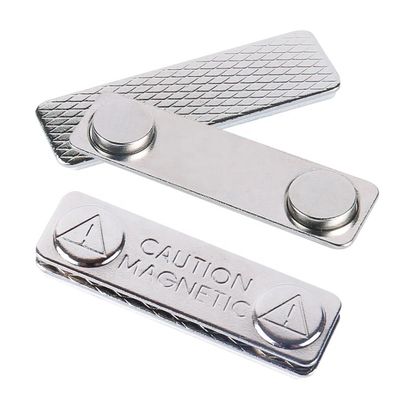 310g 45x13mm Spuma autoadesiva Strong Magnetic Name Badge con due magneti Perfetto