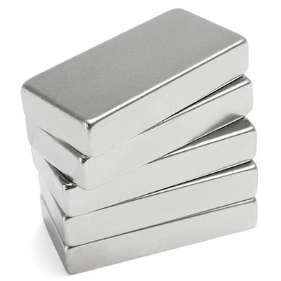 Magnete a blocco di neodimio N52 50 mm x 30 mm x 10 mm con servizio di lavorazione del stampaggio