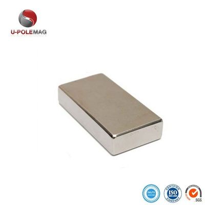 N45 Magnete al neodimio F50x50x10mm Circa 190g per applicazioni industriali e pesanti