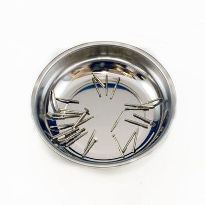 Tavolo per utensili a tazza magnetica in acciaio inossidabile per viti e rottami di metallo di magnete permanente