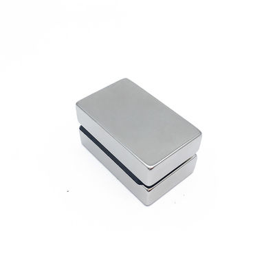 N52 Magnete di neodimio superforte F20x10x5mm Tolleranza ±0,05mm per il materiale magnetico