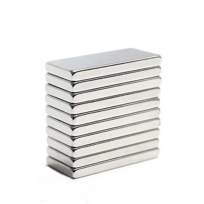 Magnete personalizzato Dimensione Magnete Neodimio Composto Super Forte Permanente N52 Blocchi