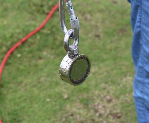Potente magnete da pesca N52 a doppio lato con 1000 libbre di forza di trazione e 75 mm di diametro