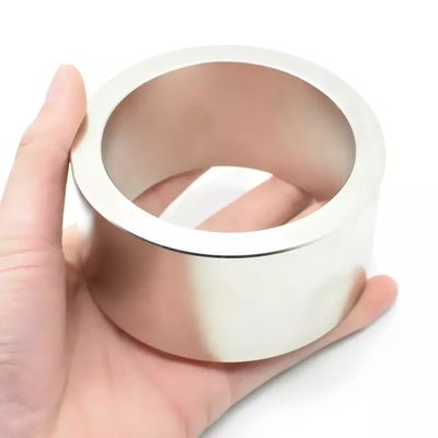Servizio di lavorazione del taglio N52 Magnete ad anello di neodimio con forte magnetizzazione radiale