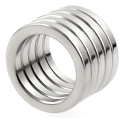 Servizio di lavorazione del taglio N52 Magnete ad anello di neodimio con forte magnetizzazione radiale