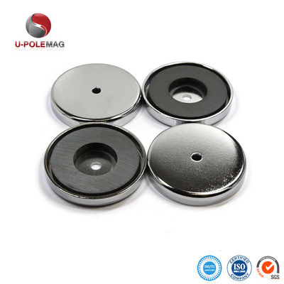ISO/TS16949 2002 Certificato D80mm Ferrite Cup Magnet Holder con buco di controsuccesso D6mm