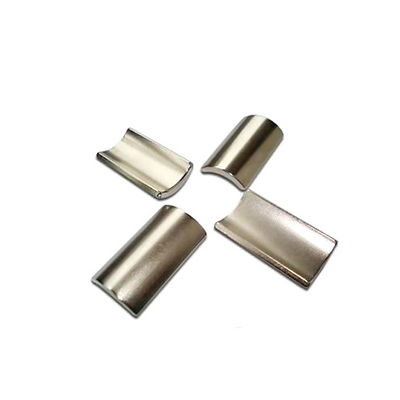 Magnete curvo composto NdFeB personalizzato per magnete permanente motore a ruote a corrente continua senza spazzole