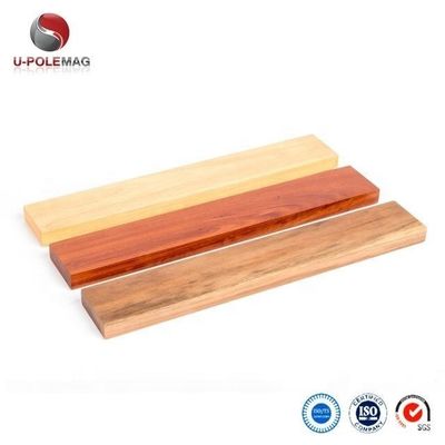 Migliora la tua cucina con un set di coltelli magnetici e un blocco di deposito di noccioline di acacia di bambù