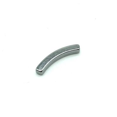Magnete di neodimio ad arco N52 R18.25xr15.75x2.5mm personalizzato per strumenti medici