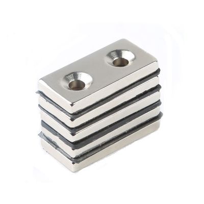 Magnete industriale N35 Buco anti-affondamento 5 mm Blocco Magneti di neodimio di terre rare forti