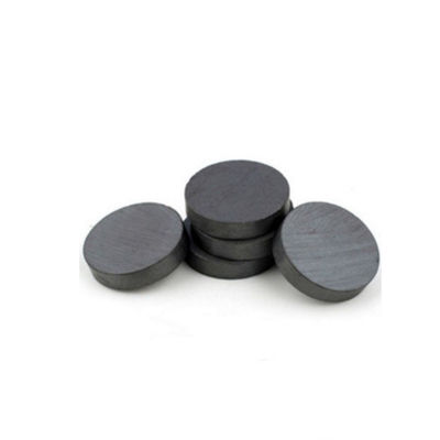 Magneti industriali circolari in ceramica C8 Magneti a disco di ferrite per artigianato e frigorifero