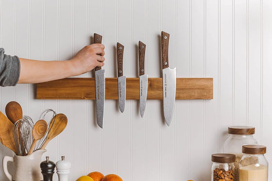 Personalizza la tua cucina accettando il logo personalizzato per le strisce di coltello magnetici in legno di acacia
