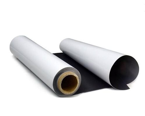 Rollo di fogli di gomma magnetica flessibile con adesivo per legami forti e duraturi