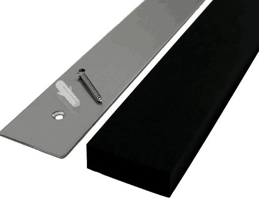 Dimensioni personalizzate di perforazione ruggine silicone striscia magnetica ha coperto