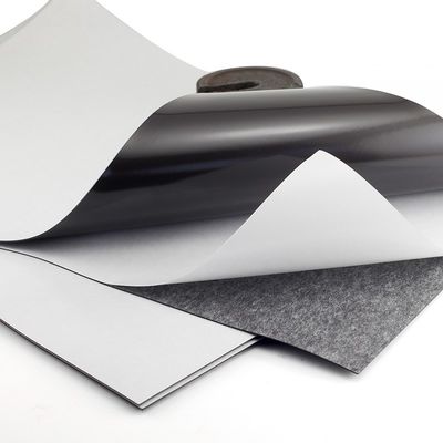 Tempo di produzione del campione 15-18 giorni Magnete di gomma Flessibile Magnetico a foglio con adesivo A4*0.75mm