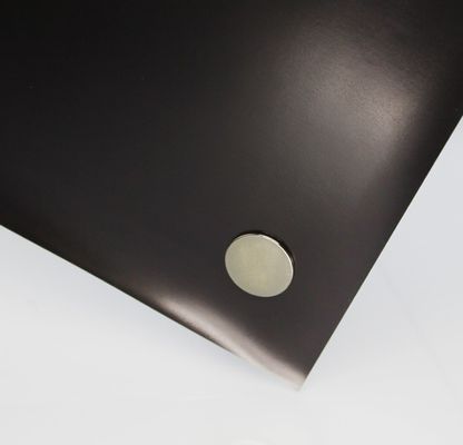 Servizio di lavorazione di magneti industriali Taglio di fogli magnetici di gomma A4*0,5 mm