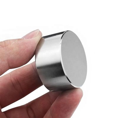 Magnete rotondo di grande potenza con rivestimento in nichel Magneti di neodimio permanente