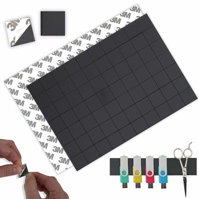 Nastro magnetico isotropico flessibile autoadesivo per applicazioni di carta certificato ROHS