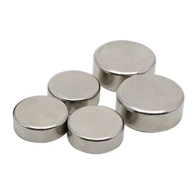 Magnete di neodimio di terre rare di grado industriale N52 Ndfeb a 80-220 gradi centigradi