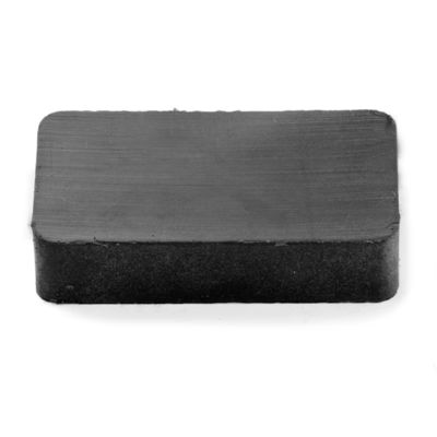Magneti di ferrite rettangolari neri personalizzabili con resistenza alla piegatura Kgf/mm2 di 5-10