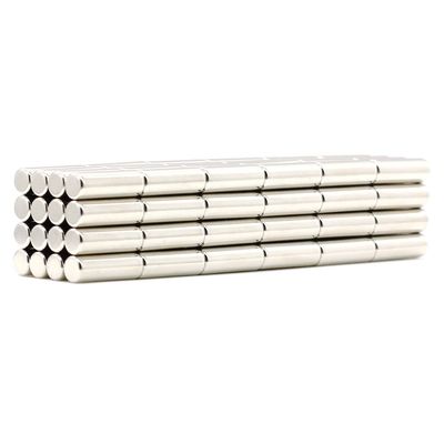 Magnete a cilindro magnetizzato diametralmente con rivestimento in NiCuNi o Zn e tolleranza ± 1%