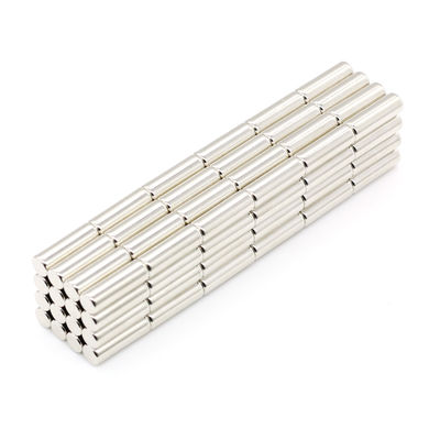Magnete a cilindro magnetizzato diametralmente con rivestimento in NiCuNi o Zn e tolleranza ± 1%