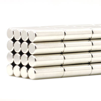 Magnete a cilindro magnetizzato diametralmente con rivestimento in NiCuNi o Zn e tolleranza ± 1%
