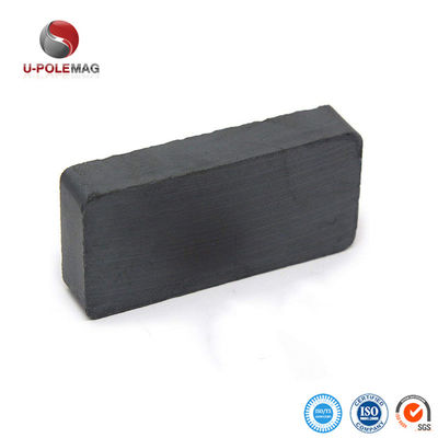 Y30 Y35 Blocco magnetico di ferrite dura per l'industria Vickers Durezza Hv 400-700 di superiore