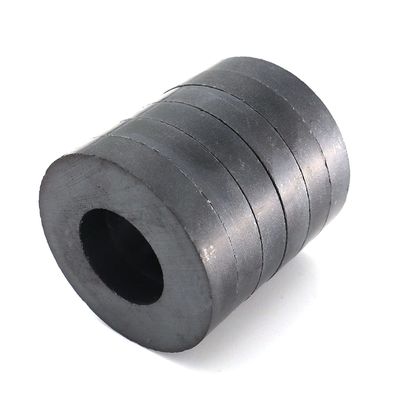 Magneti a anello di ferrite in ceramica Y30 solidi e durevoli per sistemi di altoparlanti