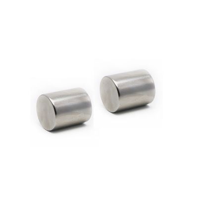 Magnete al neodimio cilindrico N42 rivestito con epossidica per l'industria domestica e per ufficio