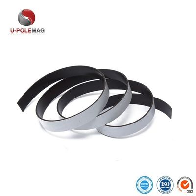 Nastro magnetico di gomma autoadesivo per attacco di nastro magnetico flessibile personalizzato