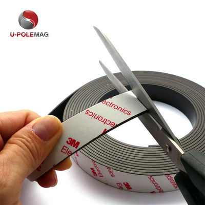 Nastro magnetico permanente con supporto adesivo 3M resistente e duraturo