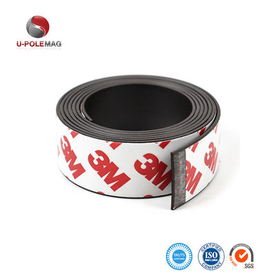 Striscia magnetica di gomma flessibile personalizzata con adesivo 3M L1MxW20xT1mm Tolleranza ±1%