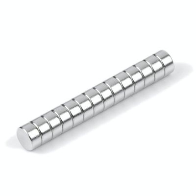 Magnete di neodimio a forma di piccolo disco N52 permanente 4 mmx2 mm per applicazioni industriali