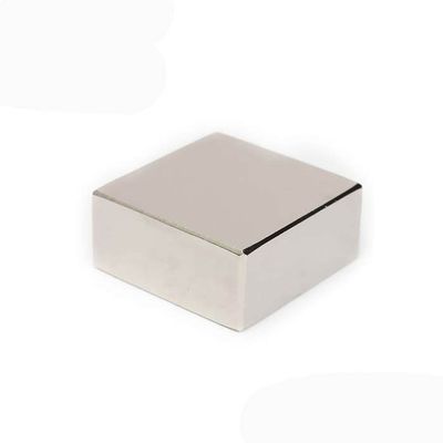 Utilizzazione industriale 52 Blocco di magnete al neodio forte per generatore eolico Magnete industriale