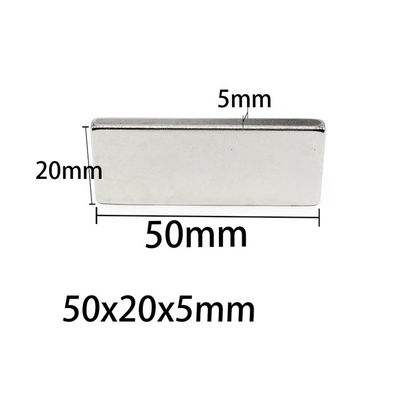 Magneti a barre di neodimio permanente Magneti NdFeB a due lati di terre rare 35 x 20 x 5 mm