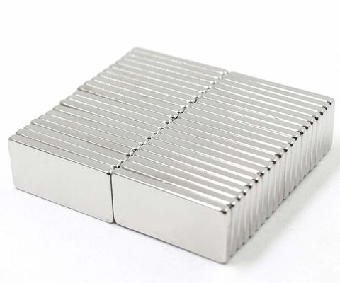 Magnete al neodimio di grado Ndfeb per motore BLDC blocco 38H SH UH Alta temperatura di lavoro