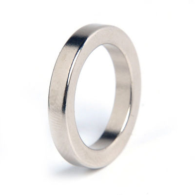 Industria N52 Magnete NdFeB con anello forato Magnete al neodimio Tolleranza ±0,05 Permanente