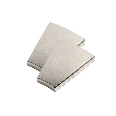 Magnete ad arco motore NdFeB personalizzato Magnete a segmento di neodimio super grande con grado N35-N52