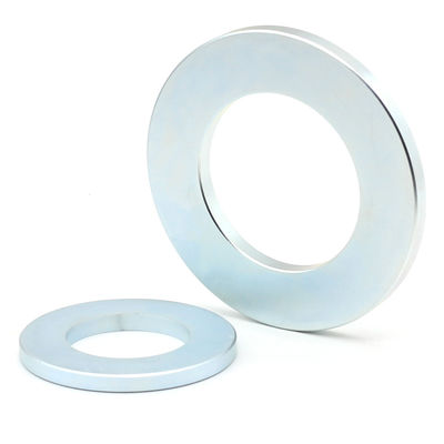 ISO9001 2000 Certificato anello magnetico di neodimio magnetizzato diametralmente per altoparlanti audio