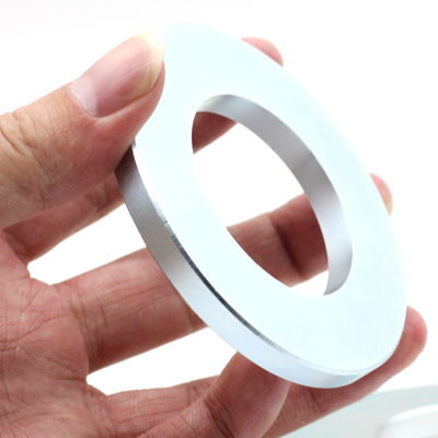 ISO9001 2000 Certificato anello magnetico di neodimio magnetizzato diametralmente per altoparlanti audio