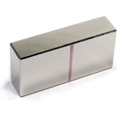30x20x10mm Magnete quadrato di neodimio forte Magnete industriale N52 potente personalizzato