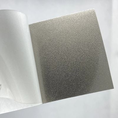 Materiale assorbente di ferrite per onde elettromagnetiche a superficie morbida per l'EMI RFID e la compatibilità con le celle