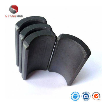 Aggiorna il tuo motore con magneti ceramici ad arco di ferrite Tolleranza magnetica industriale ± 0,05 mm