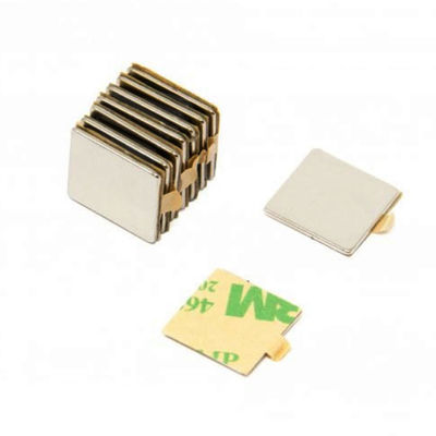 Servizio di taglio Magneto di alta resistenza N52 NdFeB blocco di magnete di neodimio con adesivo 3M