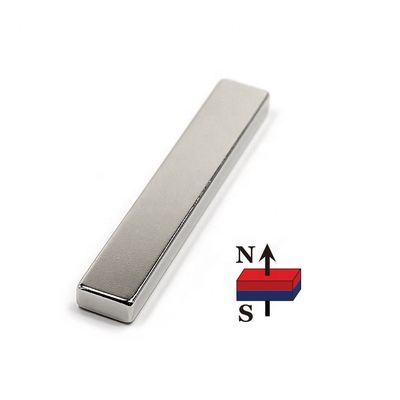Crea un'unica unghia da occhio di gatto con un kit di magnete per unghie a barra di magnete al neodimio personalizzato